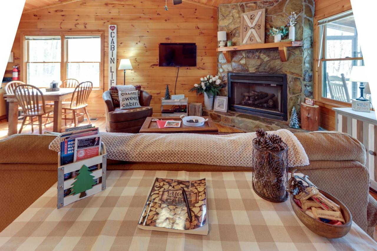 Blue Ridge Cozy Cabin In The Woods With Hot Tub! ภายนอก รูปภาพ