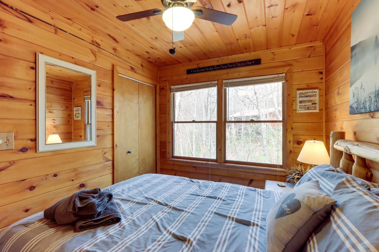 Blue Ridge Cozy Cabin In The Woods With Hot Tub! ภายนอก รูปภาพ
