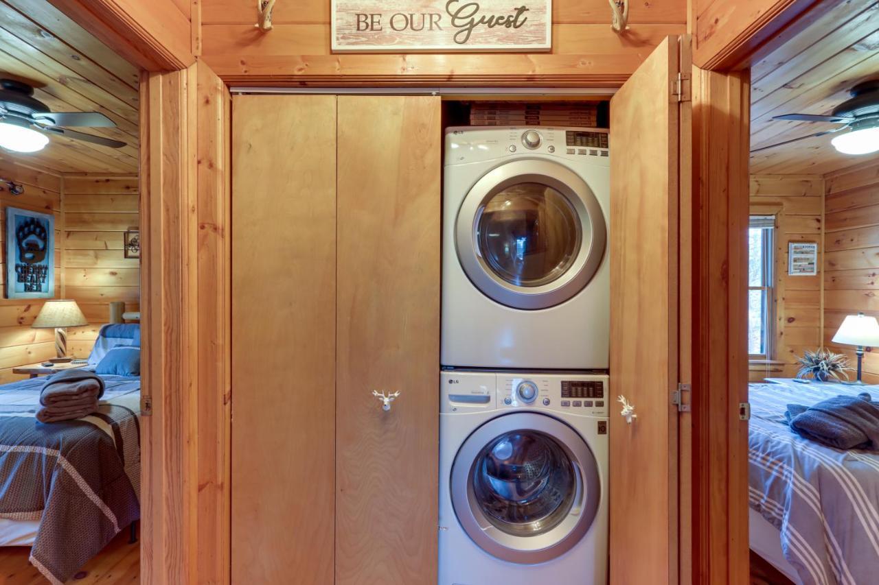 Blue Ridge Cozy Cabin In The Woods With Hot Tub! ภายนอก รูปภาพ